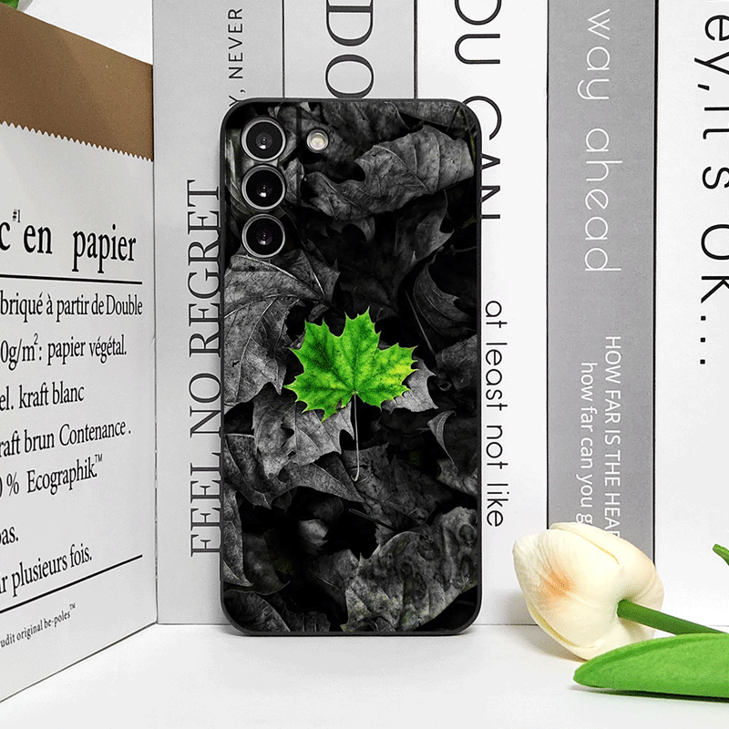 Stylish Cool Black Maple Leaf  - огляд і ціна Huawei Mate 60